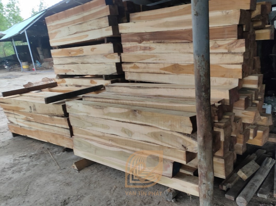 Gỗ Teak Lào Hộp